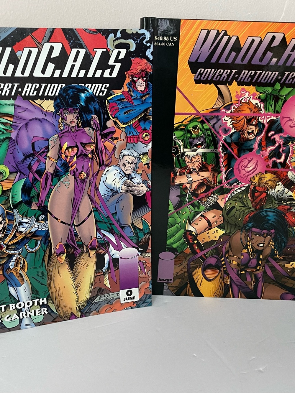 Comic books wildcats compendium signed HDBK & issue June 0, 1993
